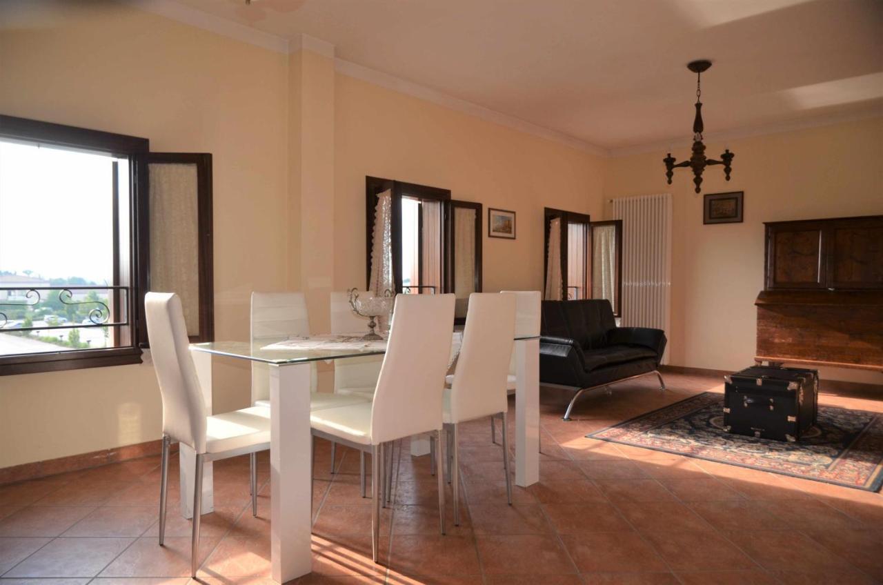 Elegante Ed Economico Appartamento A Camposampiero Exteriér fotografie